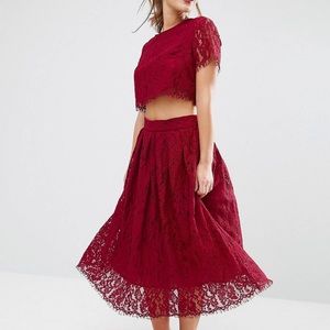True decadence petite lace dress